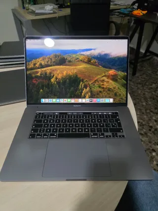 MacBook Pro 16" i9 16GB RAM 500GB SSD 2019!