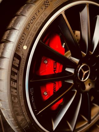 Llanta Mercedes AMG 19 CLA Clase A