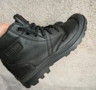 Scarpe Palladium in pelle nere