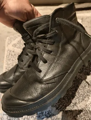 Scarpe Palladium in pelle nere