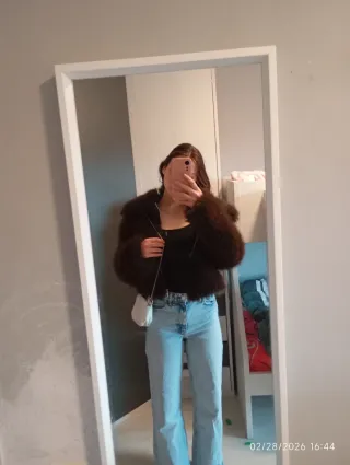 Pantalones vaqueros anchos tiro alto