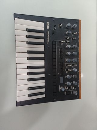Korg Monologue Sintetizador Analógico