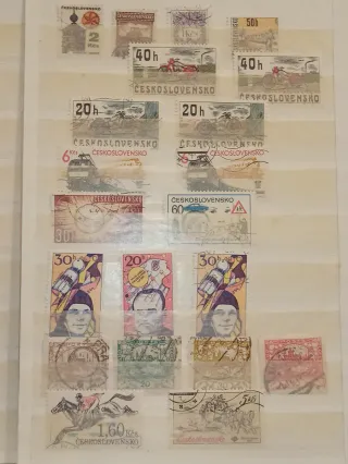 Álbum 64 Sellos Checoslovaquia- Eslovenia-Yugoslav