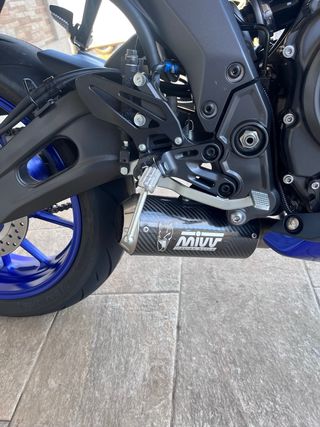 Yamaha YZF R7 2024 A2