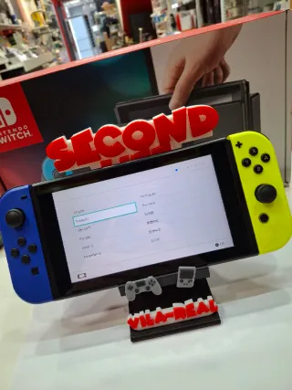 Nintendo Switch V2 Azul/Amarilla Completa