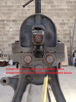 Curvadora de chapa industrial