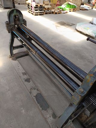 Curvadora de chapa industrial