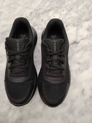 Scarpe Under Armour donna nere 38,5