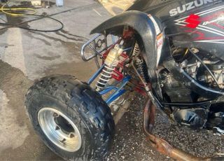 Se vende Quad Suzuki LTZ