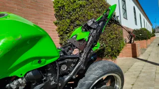 Kawasaki Z 1000 2009 ACCIDENTADA