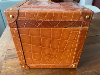 Neceser de piel efecto cocodrilo