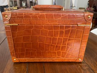 Neceser de piel efecto cocodrilo