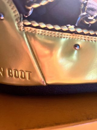 Moon Boot x Jimmy Choo Scarpe Nero Oro