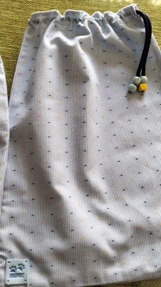 Bolsa de tela hecha a mano