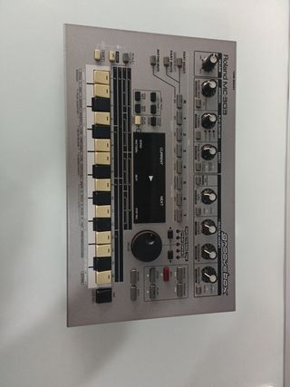 Roland MC-303 Groovebox NÃO FUNCIONA
