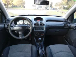 Peugeot 206 2003