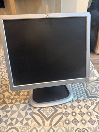 Monitor HP Argento