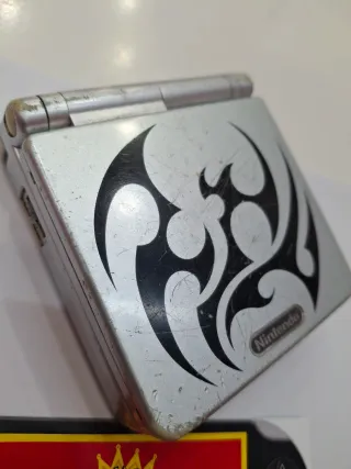 Nintendo Advance SP Tribal Plata