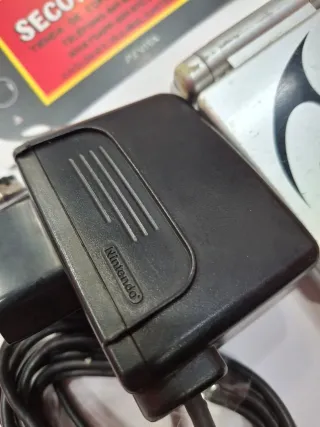 Nintendo Advance SP Tribal Plata