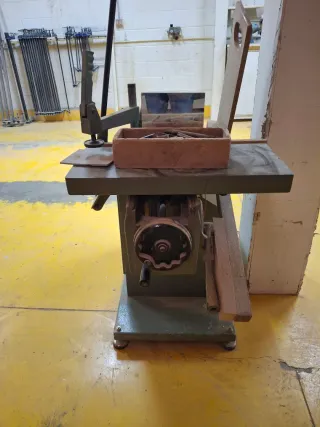 Taladro de barrena con brocas