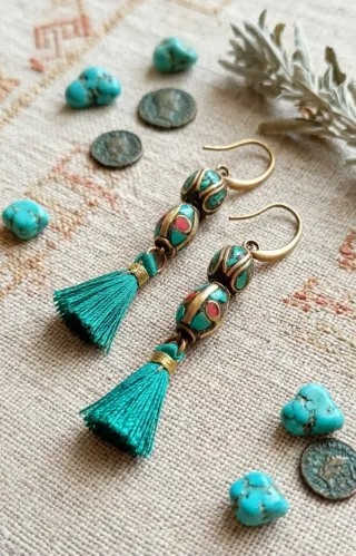 Pendientes artesanales tibetanos