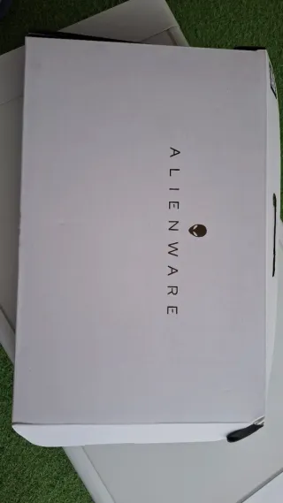 Portátil Alienware M15 R6 RTX 3070 16GB 1TB