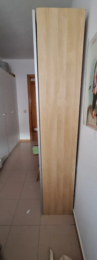 Armario escobero madera, metal y cristal