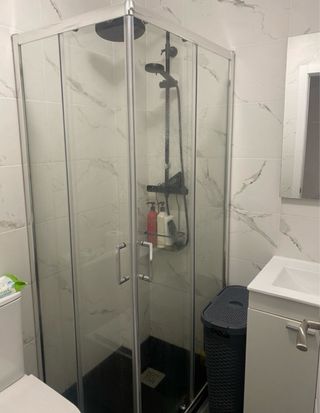 Alquilo habitacion en villaverde bajo SOLO CHICA