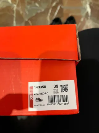 Zapatillas Xti Negro y Plateado