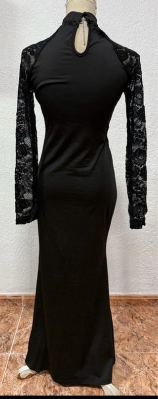 Vestido largo negro encaje