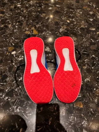 Zapatillas Puma Azules y Negras