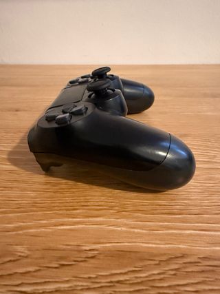 Mando PS4 DualShock 4 Negro.