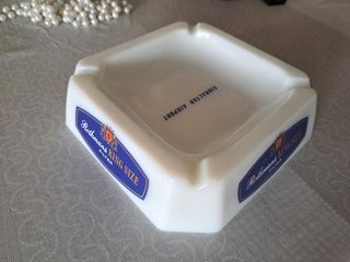 Cenicero Publicidad Gibraltar Airport y Rothmans.