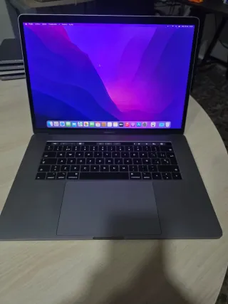 MacBookPro 15" i7 16GB RAM 500GB SSD 2017!