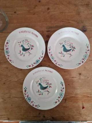 3 Pratos Faiança Portuguesa Antiga