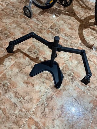 Supporto doppio monitor nero