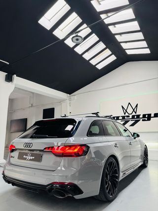 Audi RS4 2020