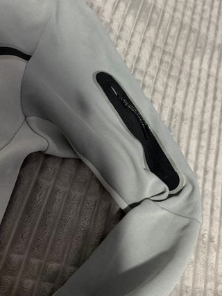 Conjunto Nike Tech Fleece Gris Talla S