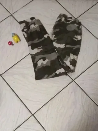 Pantaloni Cargo camouflage y2k