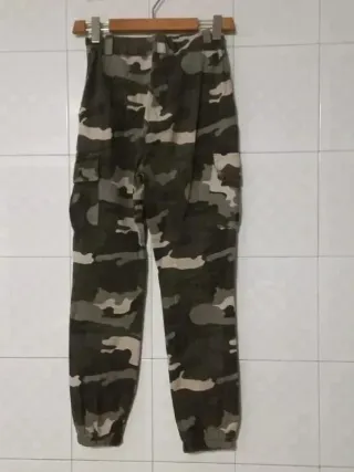 Pantaloni Cargo camouflage y2k