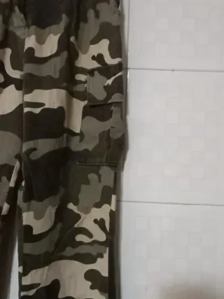 Pantaloni Cargo camouflage y2k
