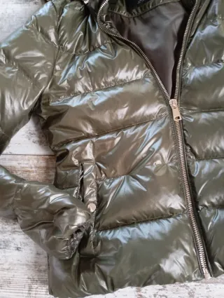 Chaqueta plumífero Zara verde mujer