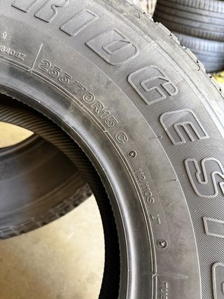 Bridgestone Dueler 255/70R15 112/110 LT