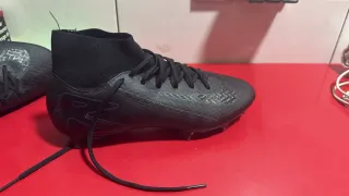 Zapatillas de fútbol Nike negras