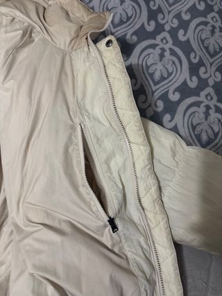 Chaqueta Jordan Plumas Beige