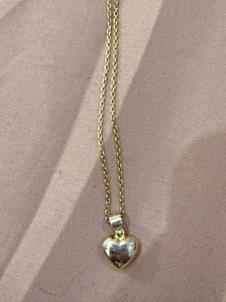 Colar com pendente de coração