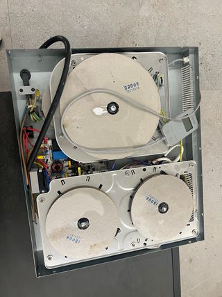 Vitrocerámica invisible 2200W + 1500W + 1800W