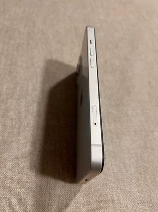 iPhone 13 Blanco 128 GB. Perfecto estado.