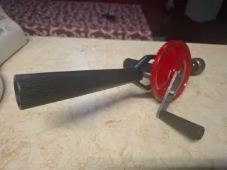 Trapano a manovella vintage