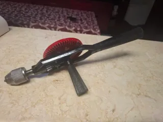 Trapano a manovella vintage